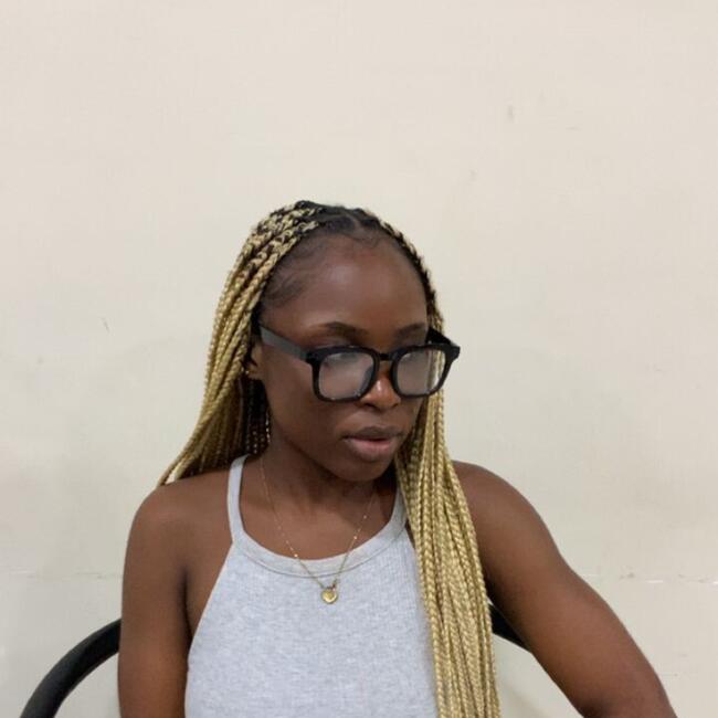 Babysitter in Billère: Gabrielle Sara