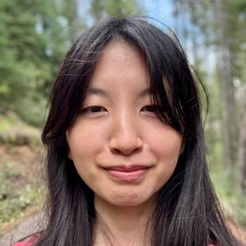 Babysitter Edmonton: Annika