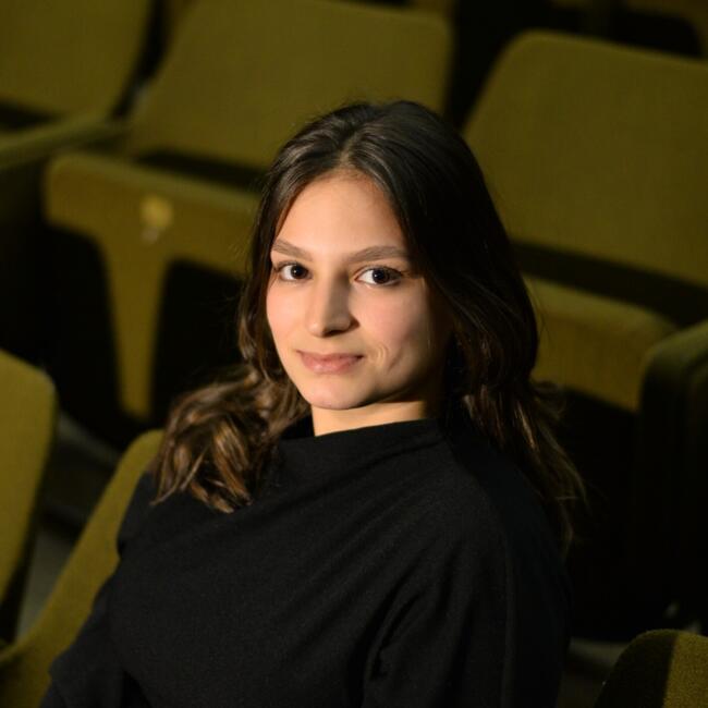 Bebisiterka u Selo Mladenovac: Emilija