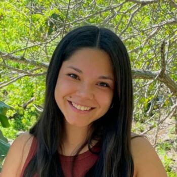 Babysitter Galápagos: Natalia