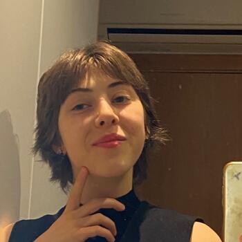 Babysitter em Santa Iria da Azóia: Marta