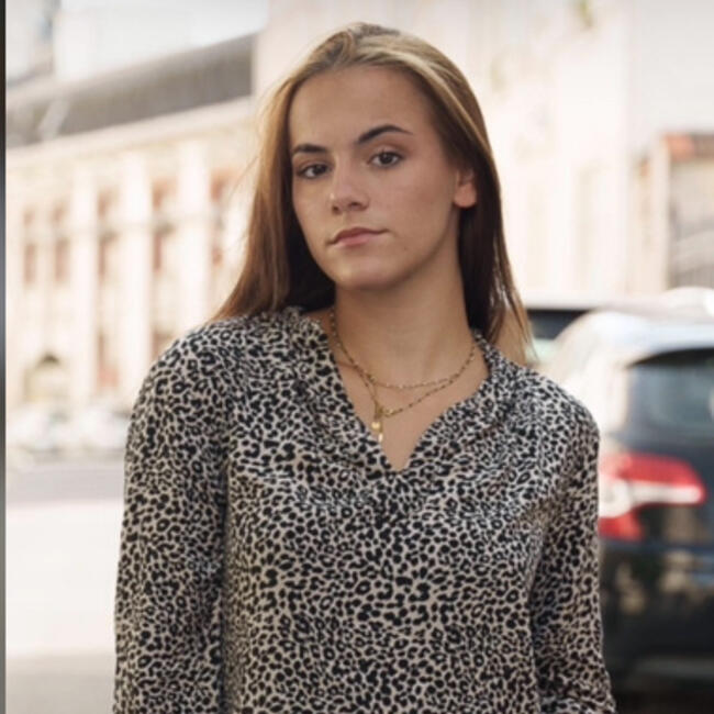 Babysitter in Reims: Lou-Anne