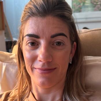 Lavoro per babysitter a Como: lavoro per babysitter Fabiola