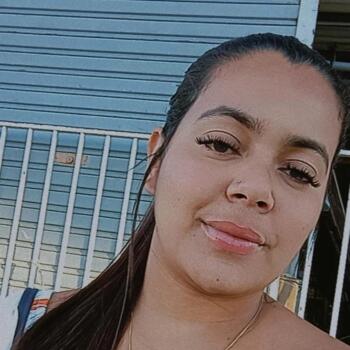 Babysitter in Ribeirão das Neves: Stefany