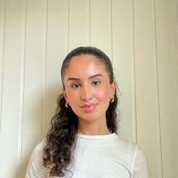 Niñera en Riehen: Selin