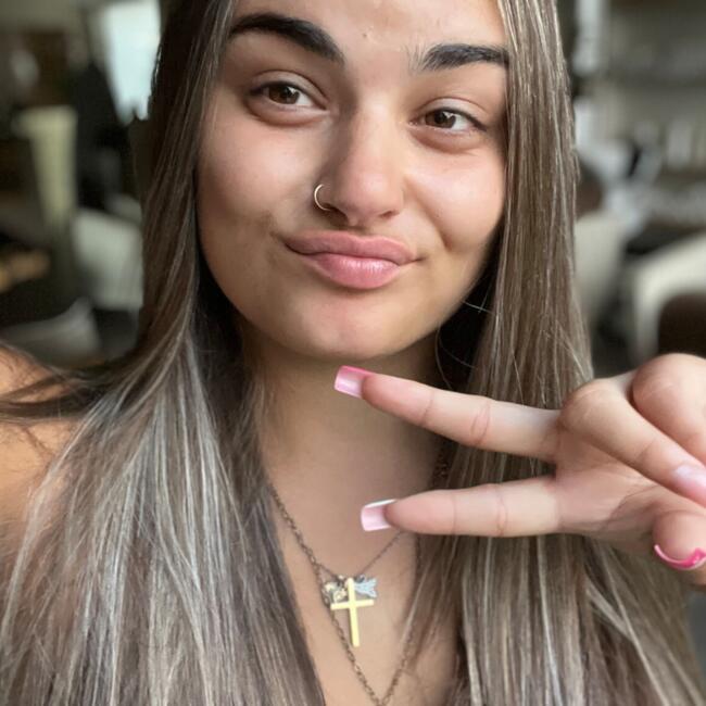 Babysitter in Charleroi: Giulia