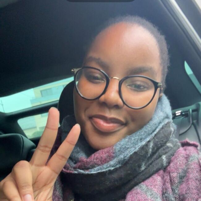 Babysitter in Domloup: Emma