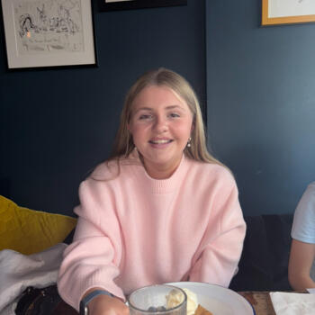 Babysitter in Cobh: Fallyn
