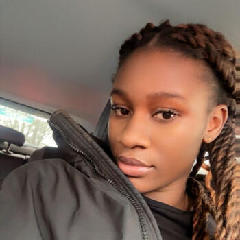 Babysitting job in Harrogate: babysitting job Peace