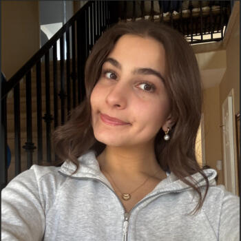 Babysitter in Hillsborough: Daniela
