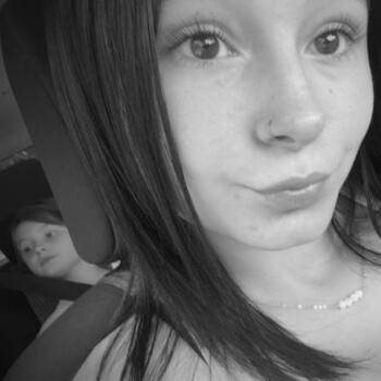 Babysitter in Alexandria (New Hampshire): Khlo