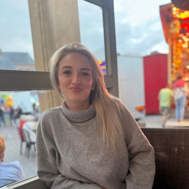 Babysitter in Roeselare: Renske