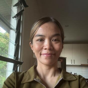 Babysitter in Darwin: Wanmai