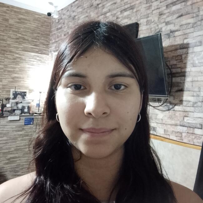 Babysitter in San Fernando: Lidia