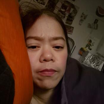 Δουλειά για babysitter στην περιοχή Έντμοντον: δουλειά φύλαξης παιδιών Susilyn Cheng