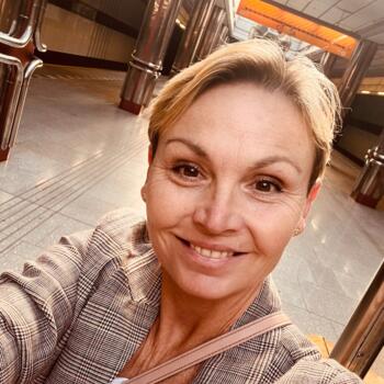 Babysitter Prague: Simona