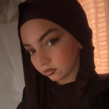 Babysitter Charleroi: Lea