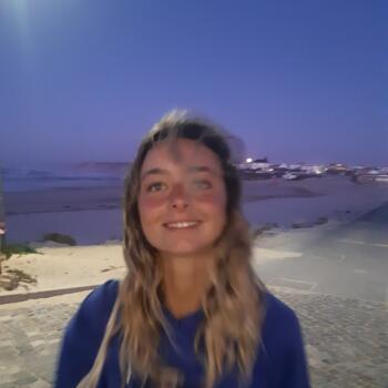 Babysitter em Peniche: Débora