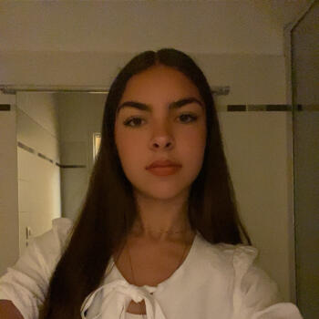 Baby-sitter Clermont-Ferrand: Lola