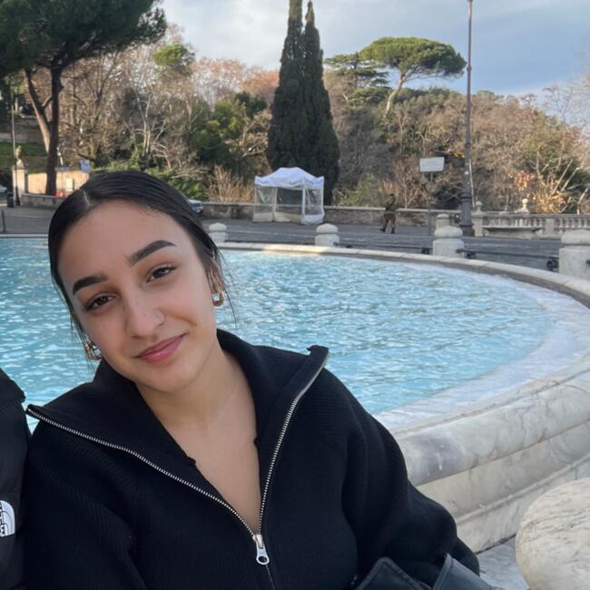 Babysitter in Presles-en-Brie: Alexia