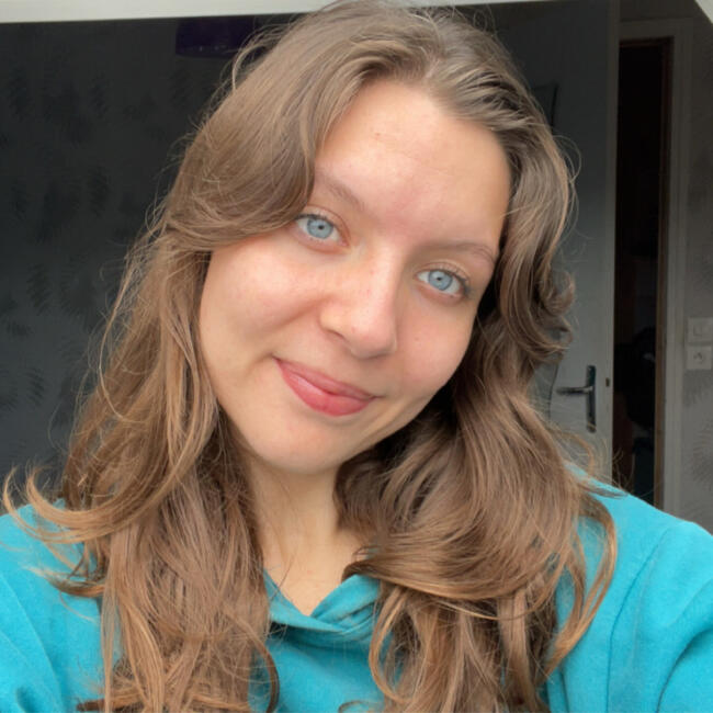 Babysitter in Strasbourg: Léna