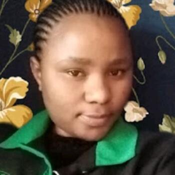 Babysitter in Cape Town: Mbali