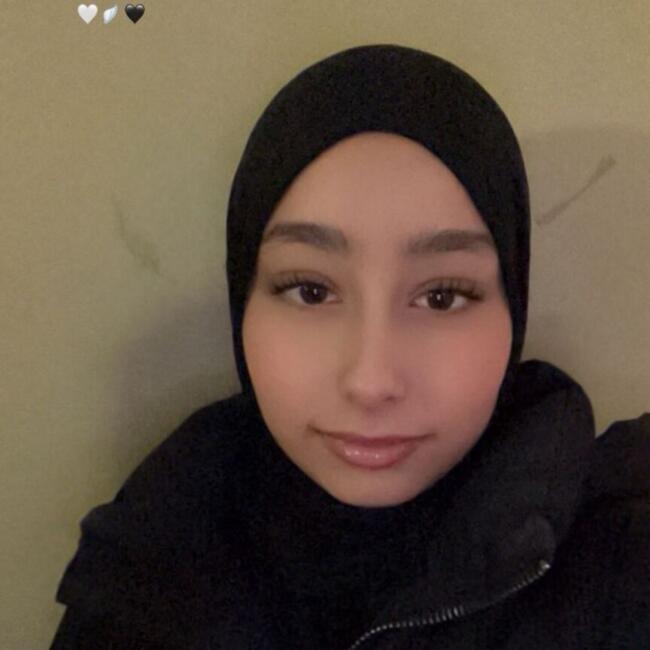 Babysitter in Noisy-le-Sec: Meriem