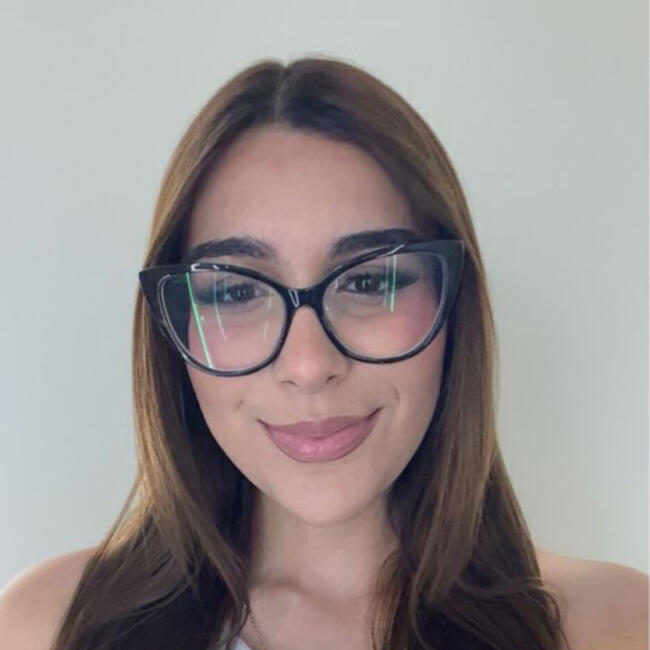 Babysitter in Uster: Elena