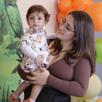 Babysitting job in São Paulo: babysitting job Rhadyja