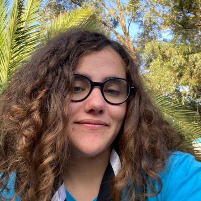 Babysitter in Cadiz: Lucía