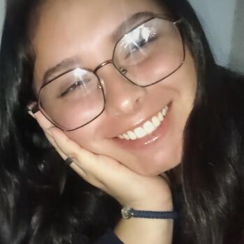 Babysitter in San Juanillo: Yirlani