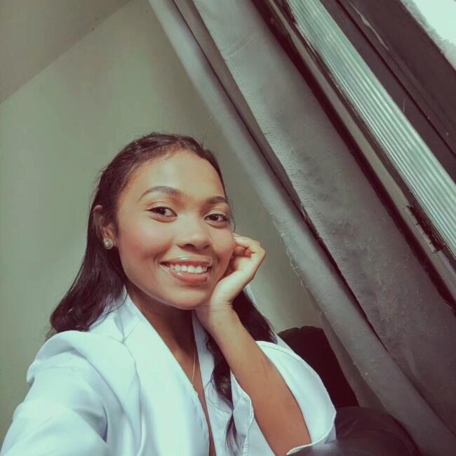 Babysitter in Jandira: Mariely