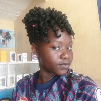 Babysitter Nairobi: Antonina