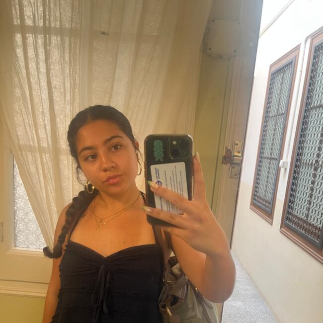 Babysitter in London: Alice