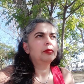 Babysitter in San José: Martina