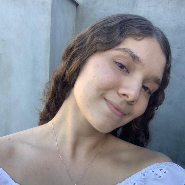 Babysitter in Petrolina: Lara