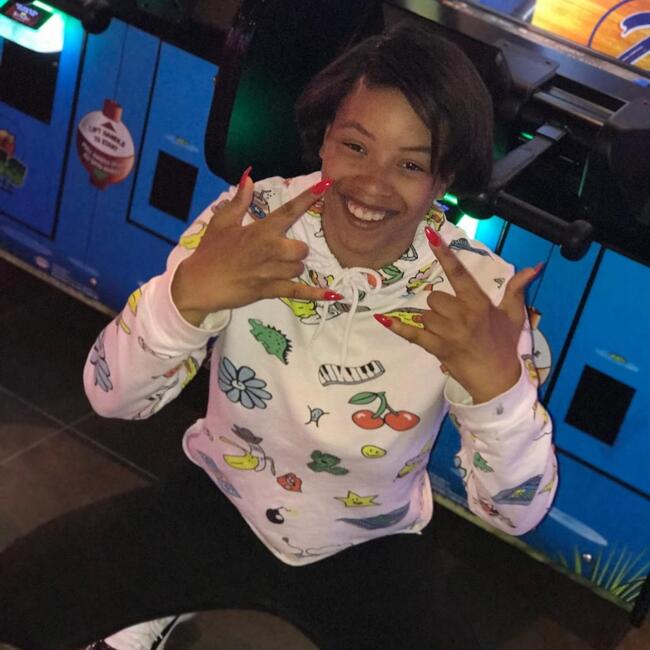 Babysitting job in Houston: Mean