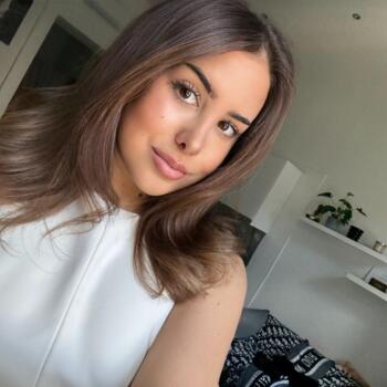 Babysitter in Budapest: Bernadett