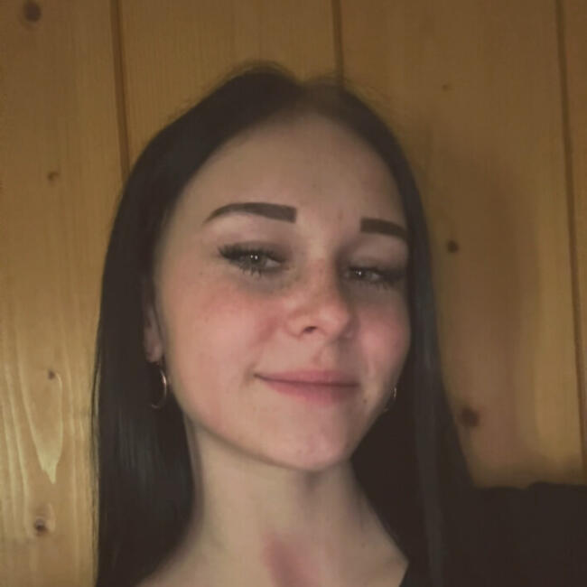 Babysitter in Lentigny: Louane