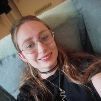 Babysitter in Juvignac: Mari