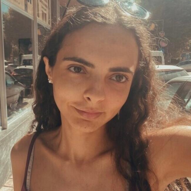 Babysitter em Porto: Márcia