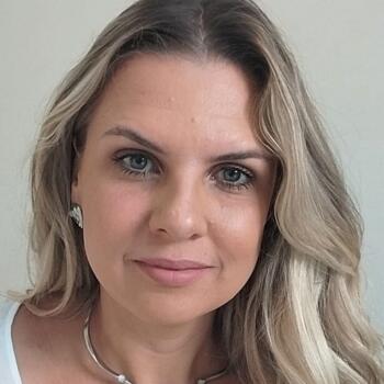 Babysitter in Cascais: Patricia