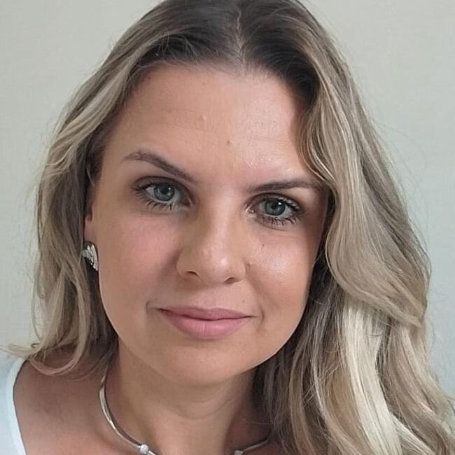 Babysitter in Cascais: Patricia