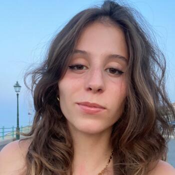 Babysitter Pieve Ligure: Viola
