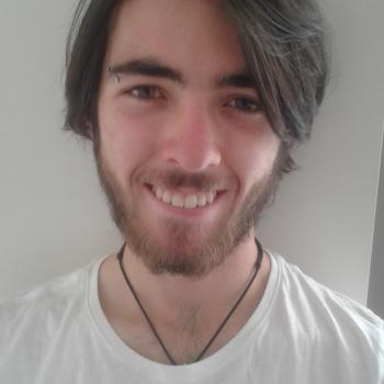 Babysitter Wellington: Loann