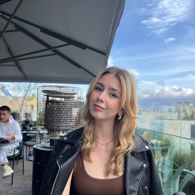 Nanny (νταντά) στην περιοχή Ηράκλειο: Tzoulia