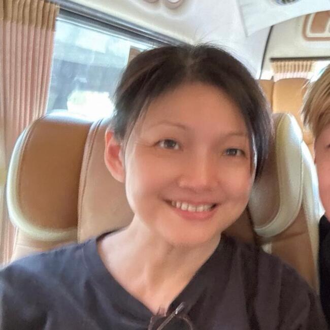 位于Singapore Island的临时保姆: Emily