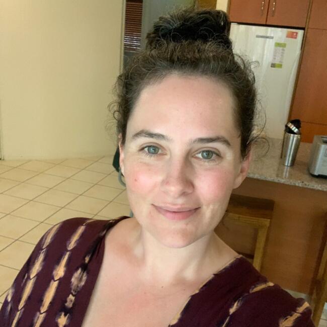 Babysitter in Townsville: Rachel