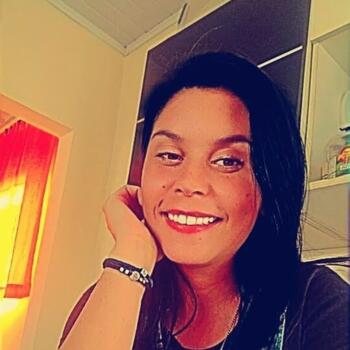 Babysitter in Itapetininga: Bianca