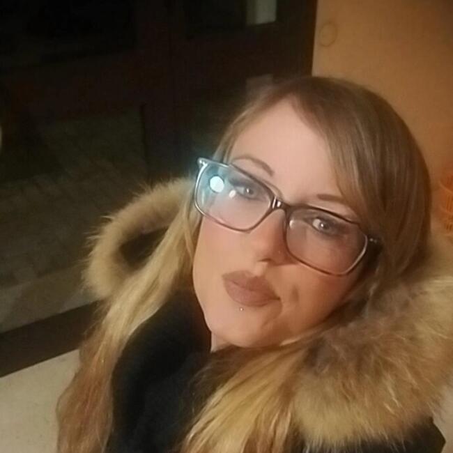 Babysitter in Marino: Emanuela